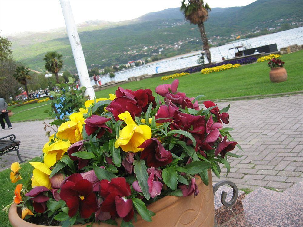 Vila Kosta City Center Port Охрид Екстериор снимка